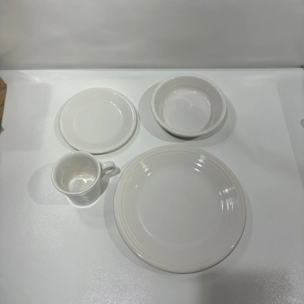 Fiesta Ware White Place Table Setting Coffee Mug Bowl Plate Dinner NWB
